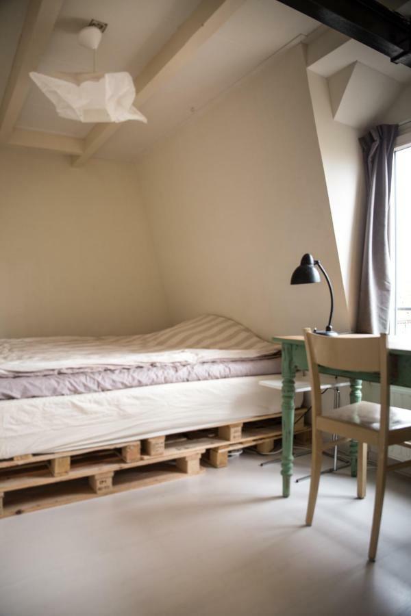Ecofriendly Room Close To Center Амстердам Екстериор снимка